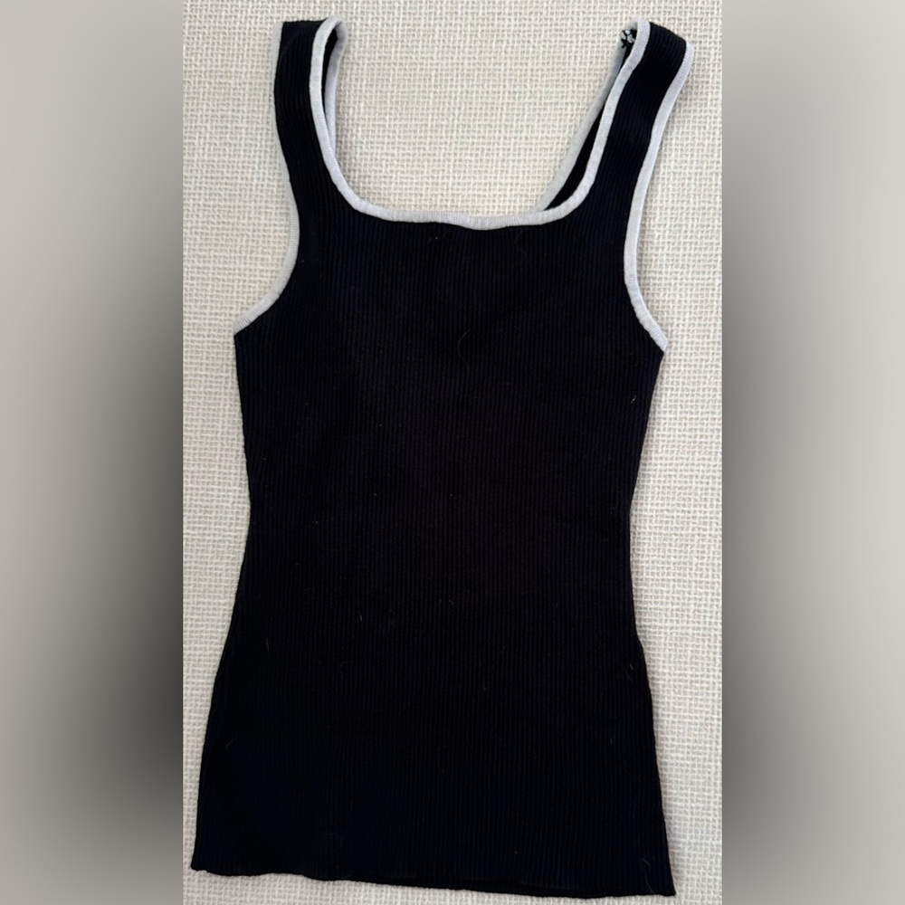 Elegant Black Ribbed Tank Top with White Trim